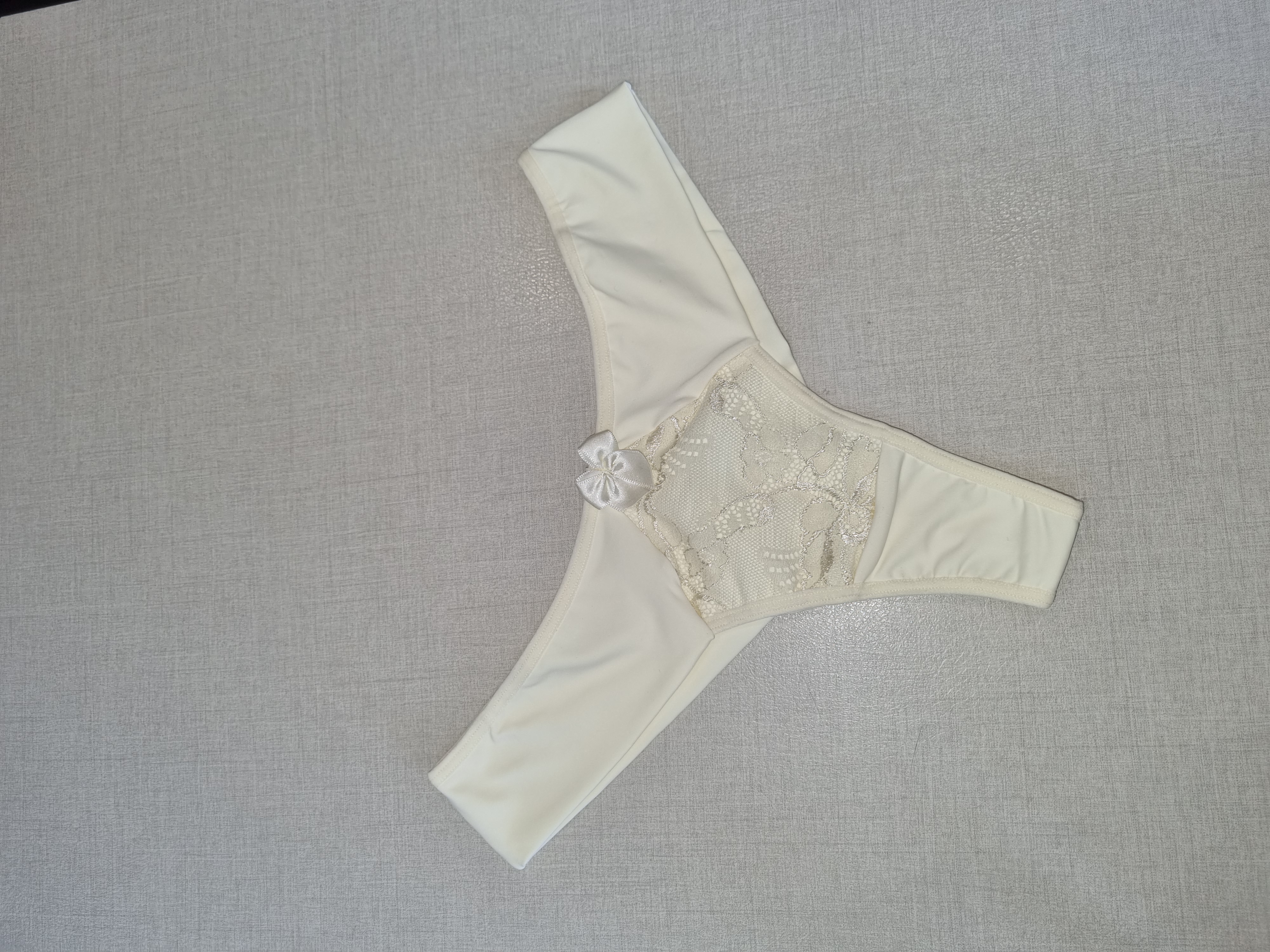 Calcinha fio duplo borboleta